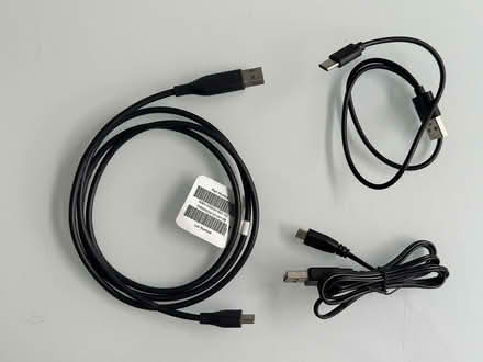 Photo of free 3 USB cables (SW2) #1