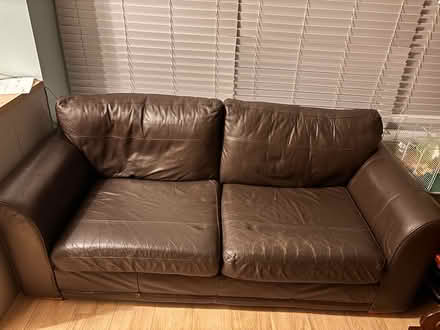 Photo of free Sofa (Westcliff SS0) #1