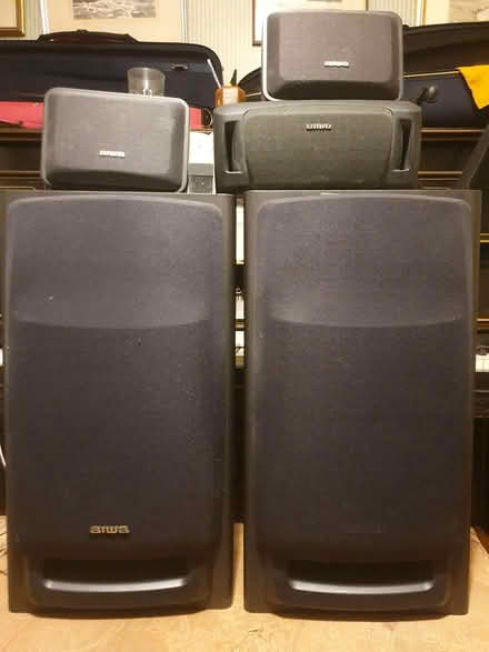 Photo of free Music Hifi system including turntable and 5 speakers (Divinity Road OX4) #1