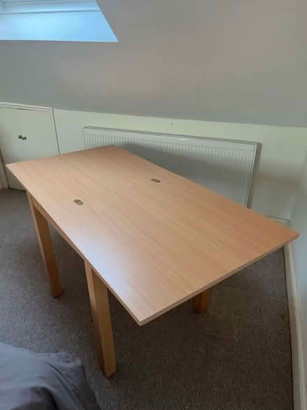 Photo of free Extendable table (Thornton Heath SE25) #3