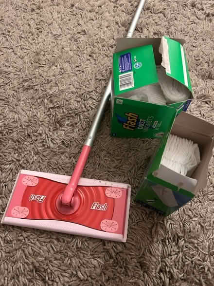 Photo of free Flash mop & dry duster pads (TN24) #1