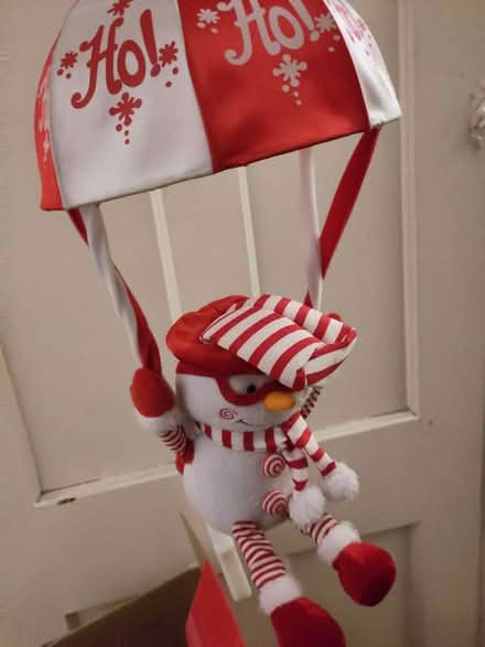 Photo of free Parachuting snowman (Hillfields BS16) #2