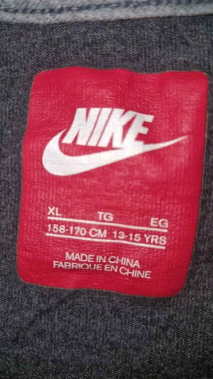 Photo of free Kids nike t-shirt (Lambeth SW8) #2