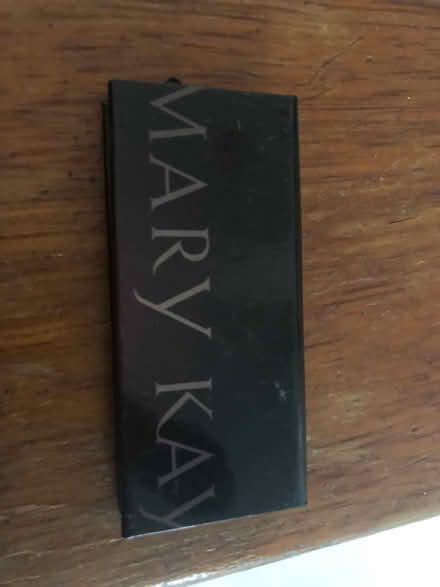 Photo of free Eye shadow palette (Leslieville) #1