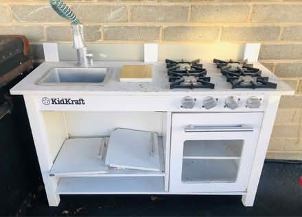Photo of free Kids play kitchen (Glendale Heights) #1