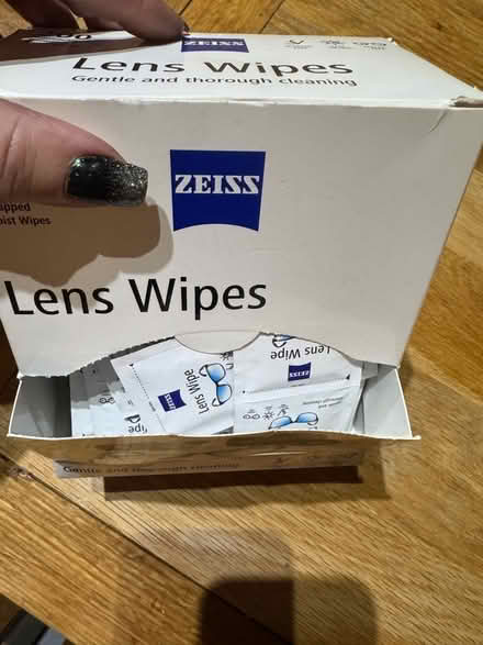 Photo of free Glasses wipes (Cutteslowe OX2) #1