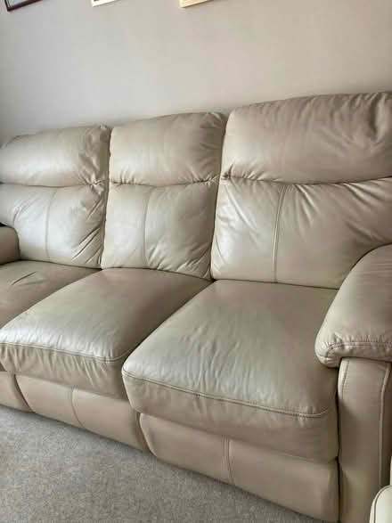 Photo of free Cream leather recliner sofa (Ox14 5jj) #3