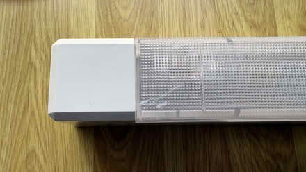 Photo of free Shavers light for bathroom (Garsington OX44) #1