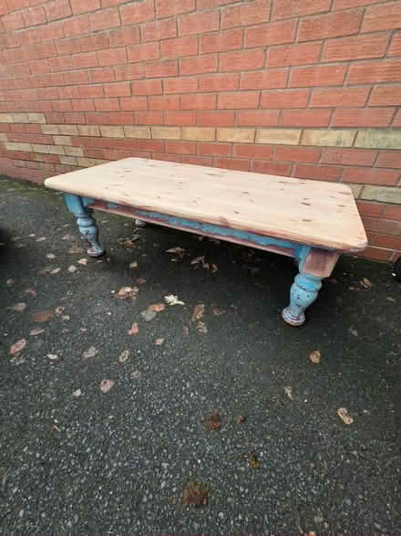 Photo of free Solid wood coffee table (TF5 Admaston) #1