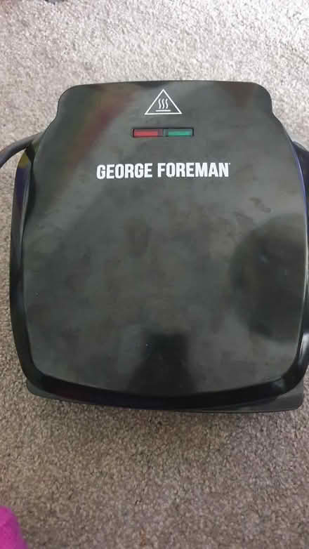 Photo of free George foreman small grill (Ashton-Under-Lyne OL6 8) #2