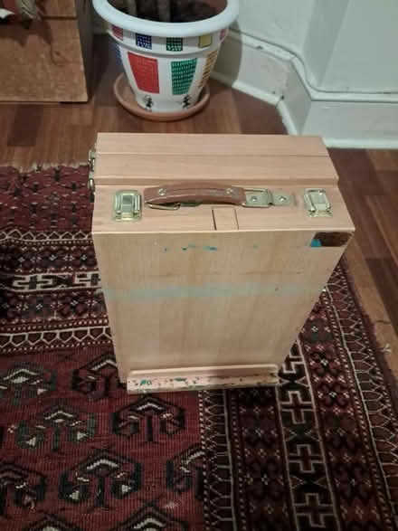 Photo of free Wood easle (Plaistow E15) #1