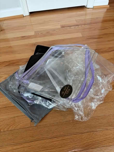 Photo of free Plastic zip bags (Kensington) #1