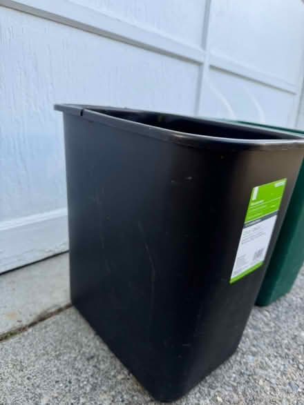 Photo of free Waste baskets (Shoreline) #2
