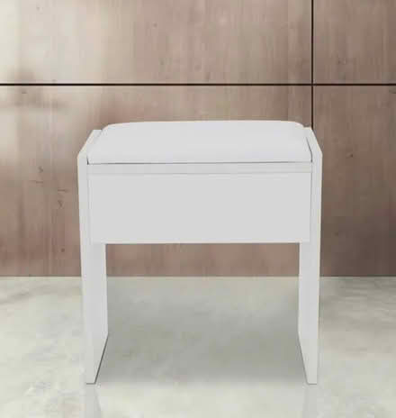 Photo of Dressing table chair/stool (Kenton NE3) #2