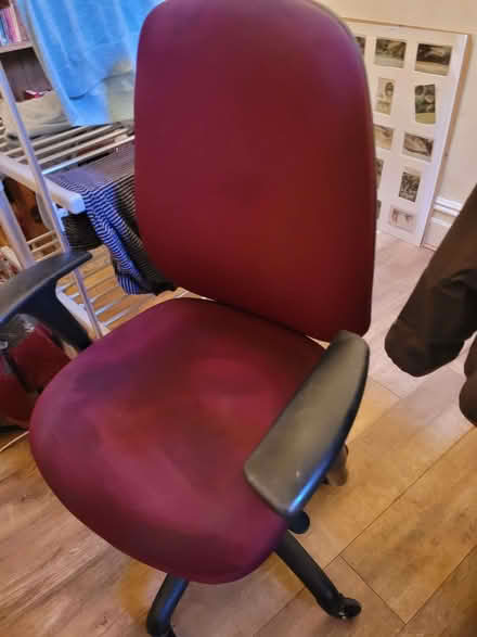 Photo of free Office chair on wheels (Leeds LS28) #1