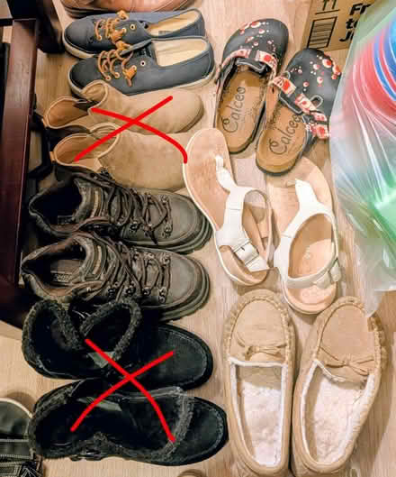 Photo of free Shoes sandals boots slippers size 7 (Chelsea Cove North) #1