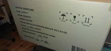 Photo of free 300 metallic padded envelopes (BR8) #2