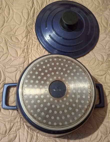 Photo of free Dutch oven/stew pot (West Malvern CP WR14) #2