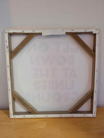 Photo of free retro vinyl art deco design canvas (Ballyclare BT39) #2