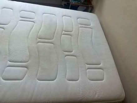 Photo of free Double mattress (Notting Hill Gate W2) #3