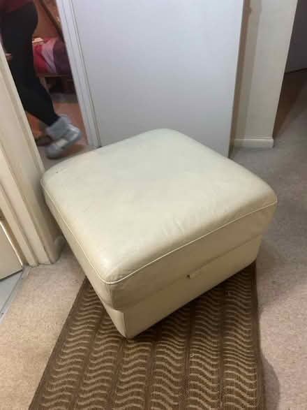 Photo of free Footstool/pouffe (Ox14 5jj) #1