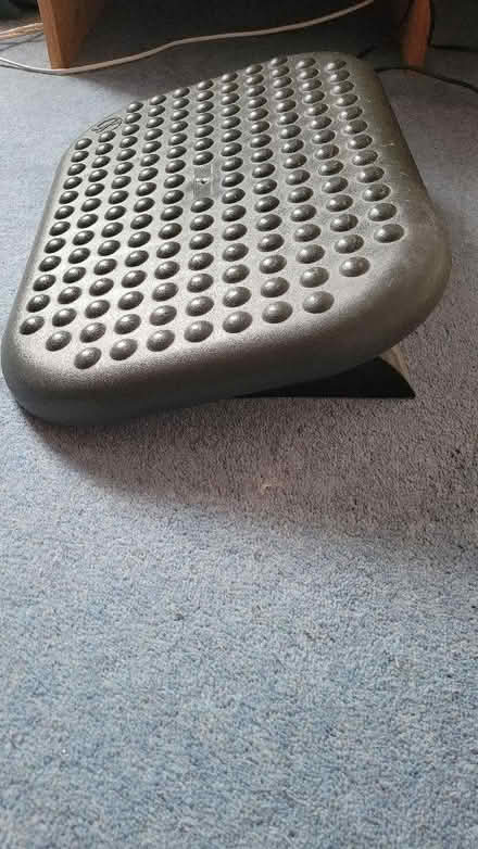 Photo of free Under-desk foot-rest (Palmer Park RG6) #1
