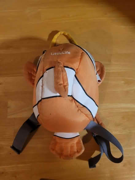 Photo of free kids/toddler harness rucksack (Ballyclare BT39) #1