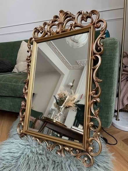 Photo of free Decorative mirror (Chiswick GunnersburyStation W4) #3