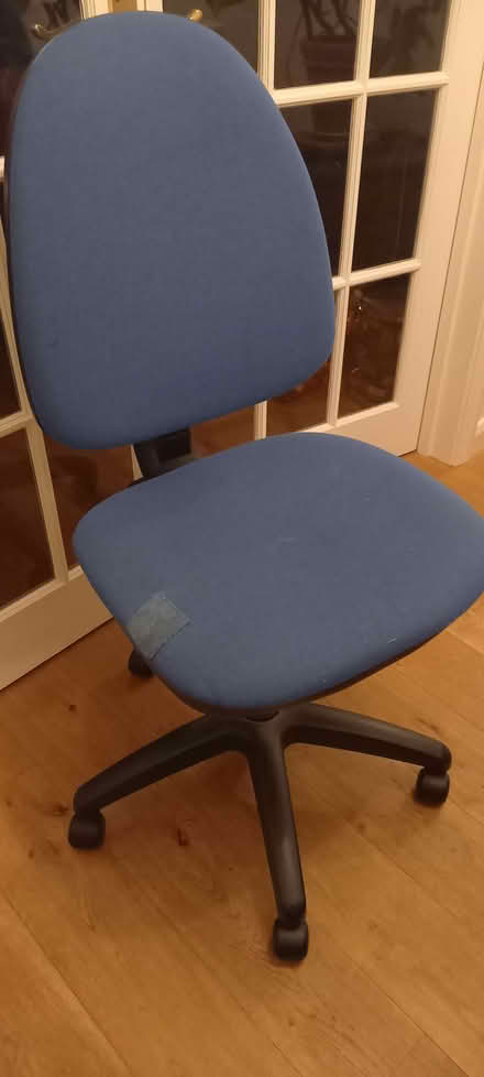 Photo of free Blue office chair (Freeland OX29) #1
