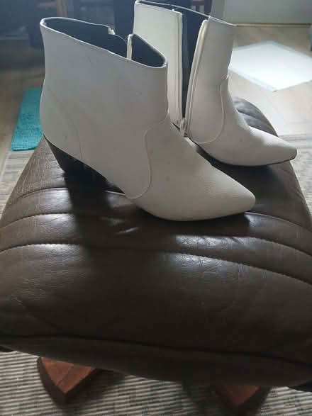 Photo of free white boots (Monkmoor SY2) #1