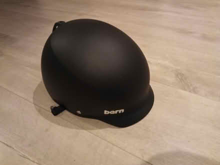 Photo of free Ski / Snowboard Helmet (Congleton Hightown) #1