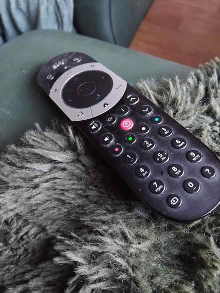 Photo of Sky remote control (Beacontree Heath RM8) #1