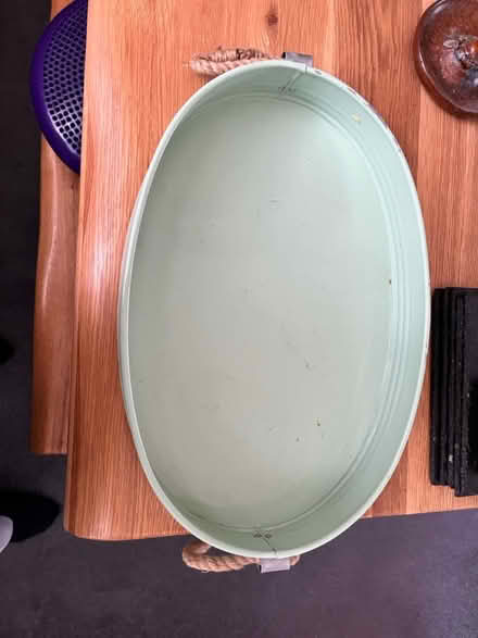 Photo of free Green metal tray (Cookham Dean, SL6) #1