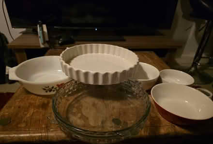 Photo of free Bowls and oven dishes (Swindon Village GL51) #1