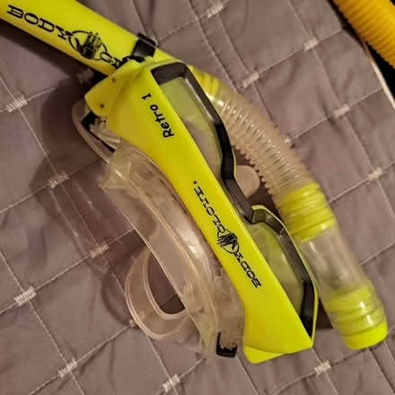 Photo of free 2 Snorkels with masks (Charminster BH8) #3
