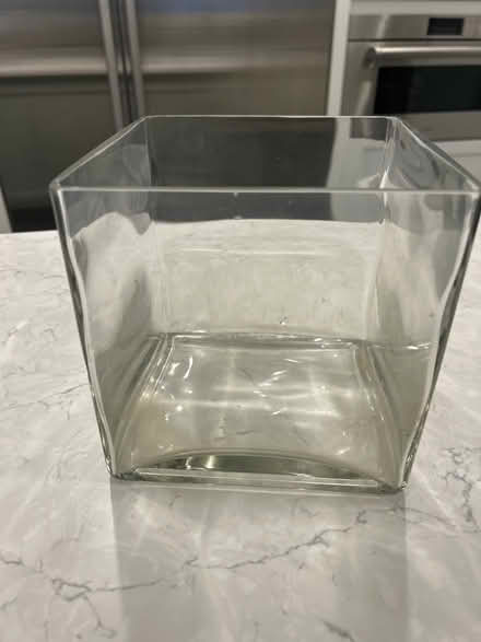 Photo of free XL vase - square (Kentlands in Gaithersburg) #1