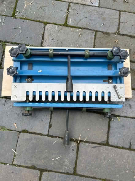 Photo of free Bench Dovetail jig. (Haldens AL6) #2