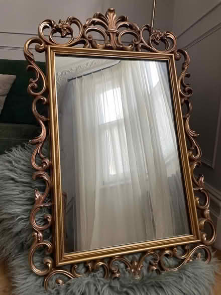 Photo of free Decorative mirror (Chiswick GunnersburyStation W4) #1