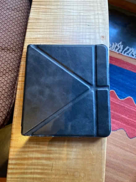 Photo of free Kobo e-reader (Stadium-Chinatown Station) #1