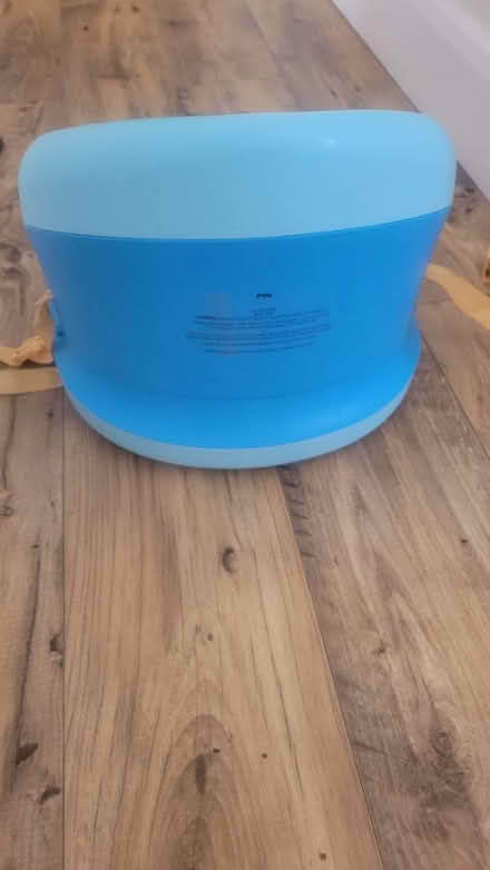 Photo of free Booster seat (South Norwood SE25 5RT) #2