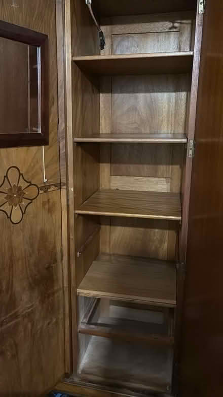 Photo of free 3doors wardrobe (New Cross) #2