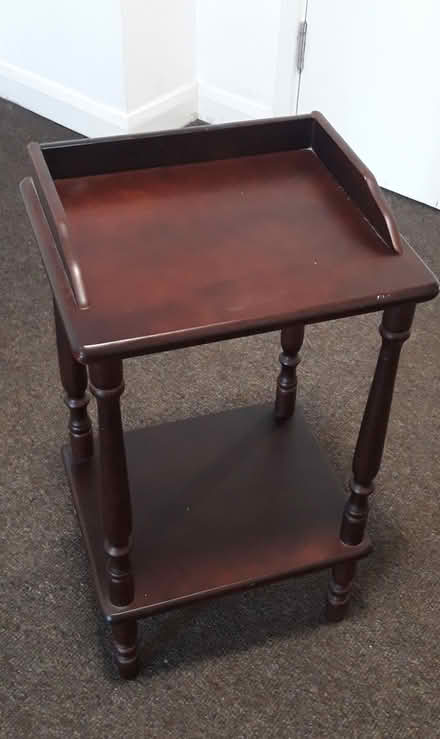 Photo of free Small side table (LU3) #1