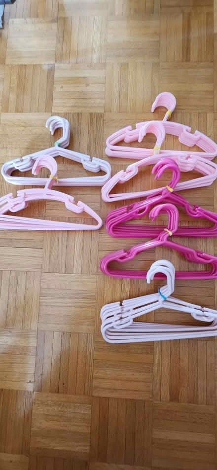 Photo of free Kids Hangers (Pink Shades) (Burhamthorpe & Robert Speck) #1