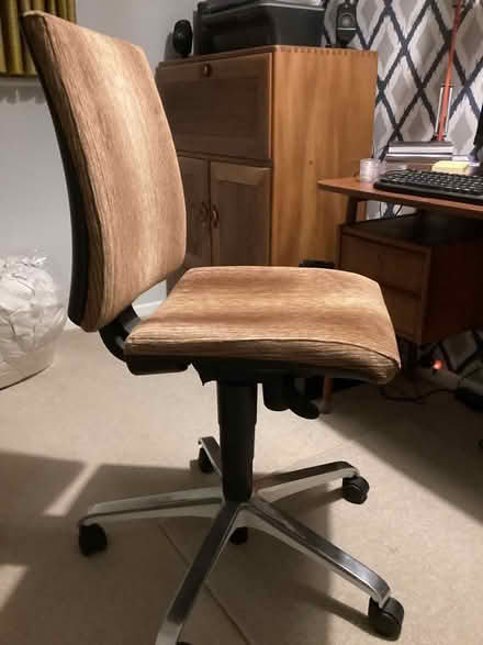 Photo of free Office chair (Waterlooville PO8) #1