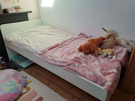 Photo of free Ikea single sklat bed with two under bed drawers on wheels (Shacklewell N16) #1