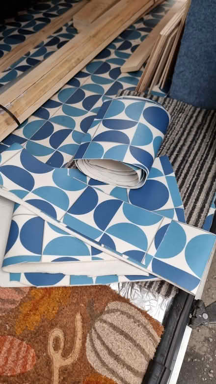 Photo of free Offcuts of vinyl (Scotstounhill G14) #1