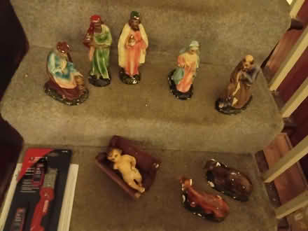 Photo of free Artesania Secchi ceramic creche scene to repair (Dalston E8) #1