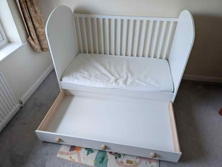 Photo of free Toddler bed / crib (Hatfield AL9) #4