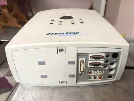 Photo of free Christie projector LX32 (GU14) #3