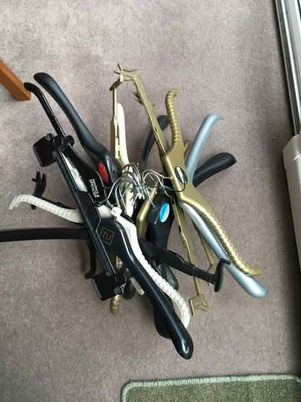 Photo of free Clothes hangers (GU14) #1